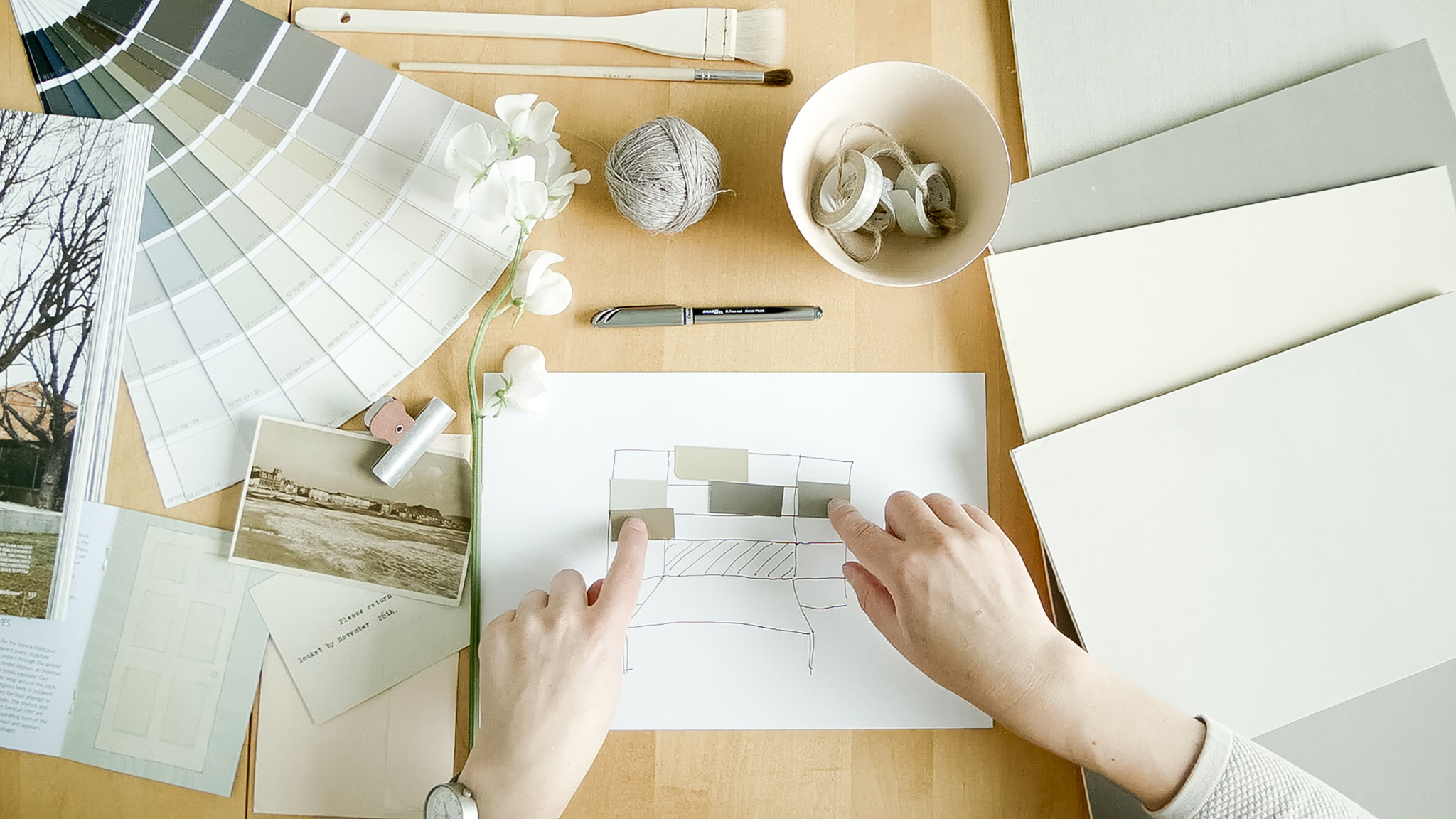 Plan your colour scheme Не обязательно менять весь интерьер за раз. Уделите достаточно времени, чтобы выбрать свою цветовую палитру.